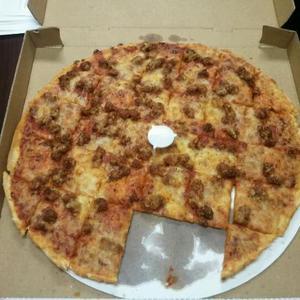 aurillios pizza pic