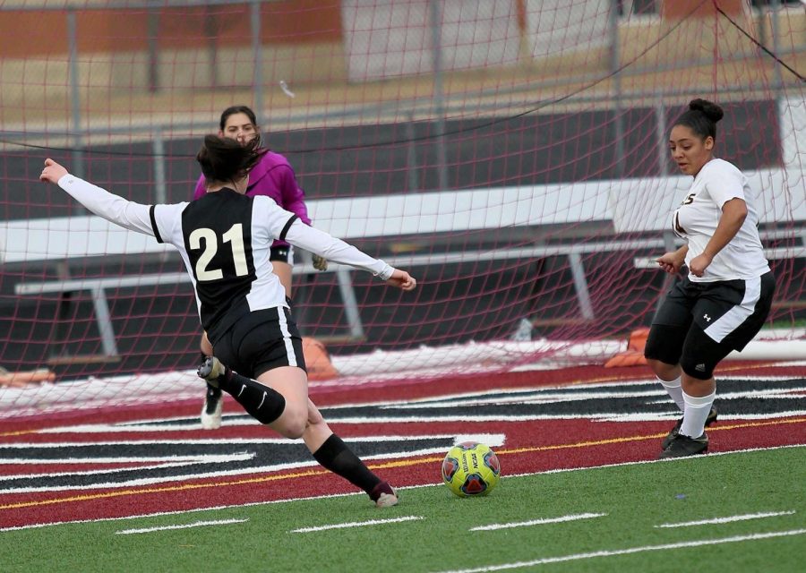 Girls' soccer ready to kick into gear