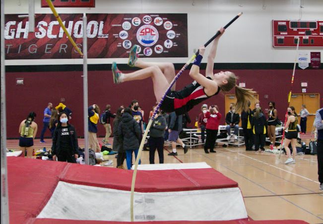 Sophmore+Teagan+Kiger+participates+in+the+pole+vaulting+event+at+North+meet+on+Feb.+25.+Photo+by+Nick+Powell